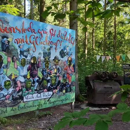 Schickolores Апартаменты *